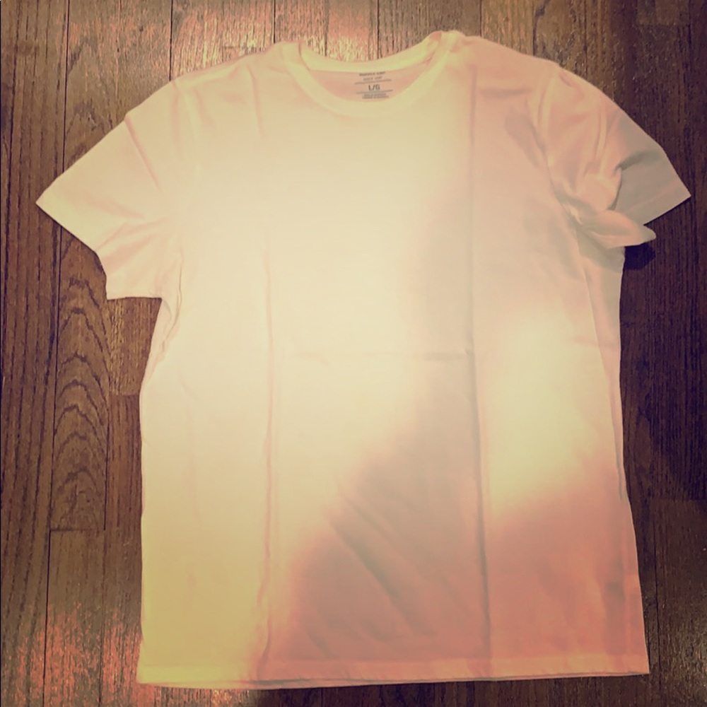 White t-shirt